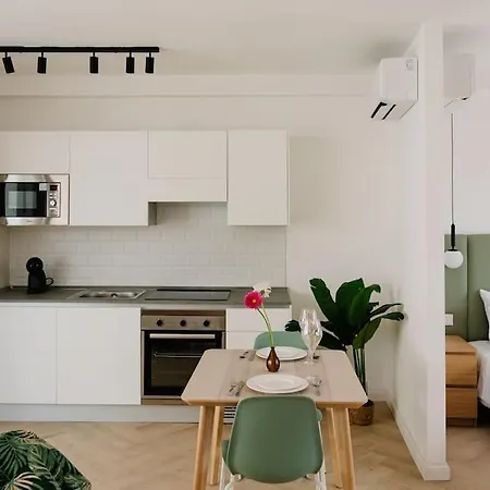 Mainstreet Designer 10 Apartman *